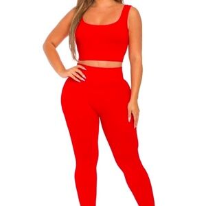2Pc Muscle crop tank top and highwaist legging set.